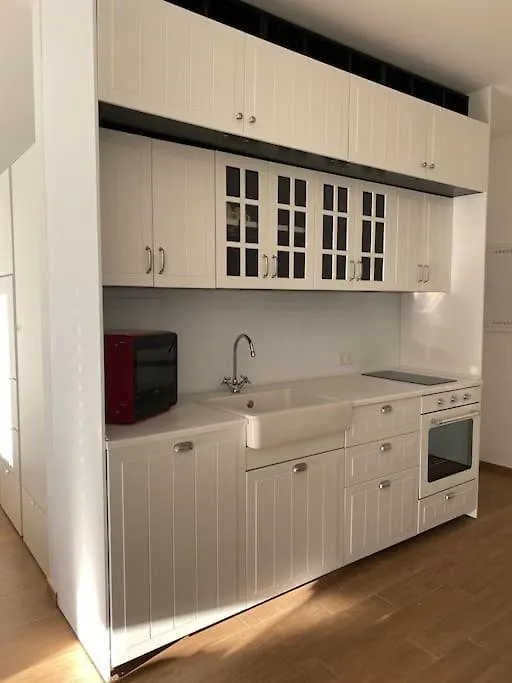 Centrally Located Chic Studio Apartment Luxembourg