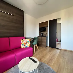 De La Petrusse Apartamento